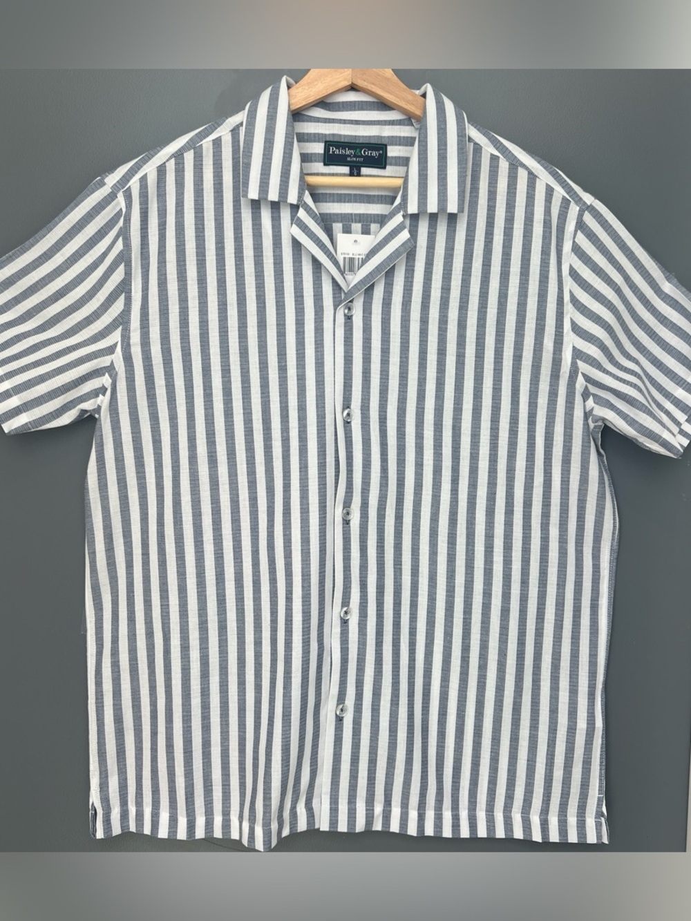 Paisley & Gray Men's Short Sleeve Vertical Stripe Button-Up Shirt - White & Gray